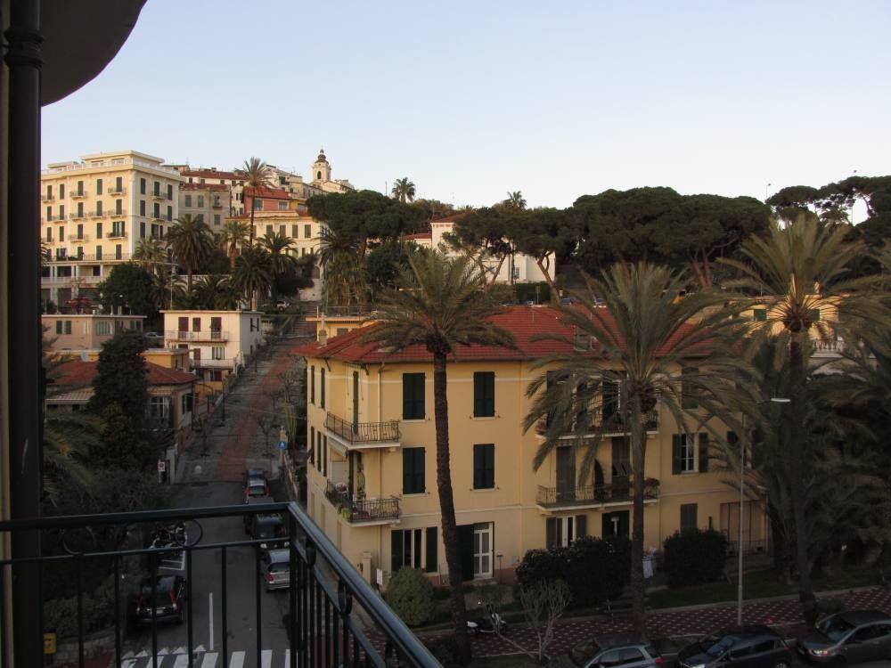 La Casa Della Zia Villa Bordighera Ruang foto